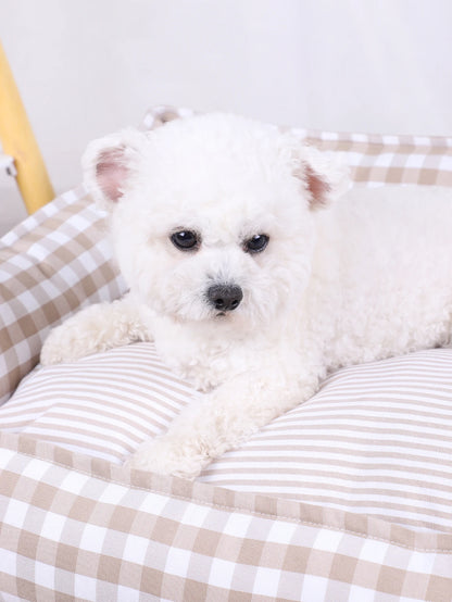 “Comfy Pet Bed – Soft, Washable & Size-Friendly”