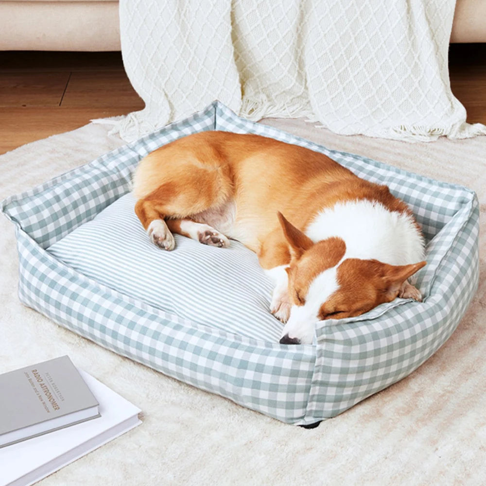 “Comfy Pet Bed – Soft, Washable & Size-Friendly”