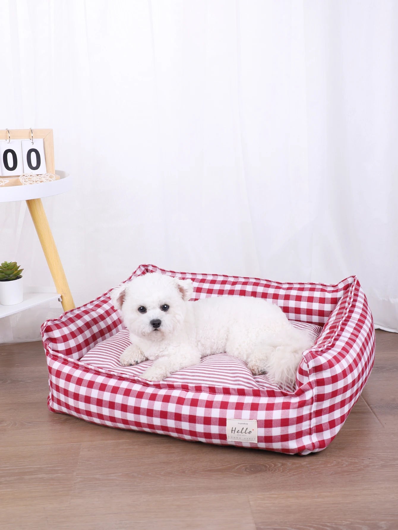 “Comfy Pet Bed – Soft, Washable & Size-Friendly”