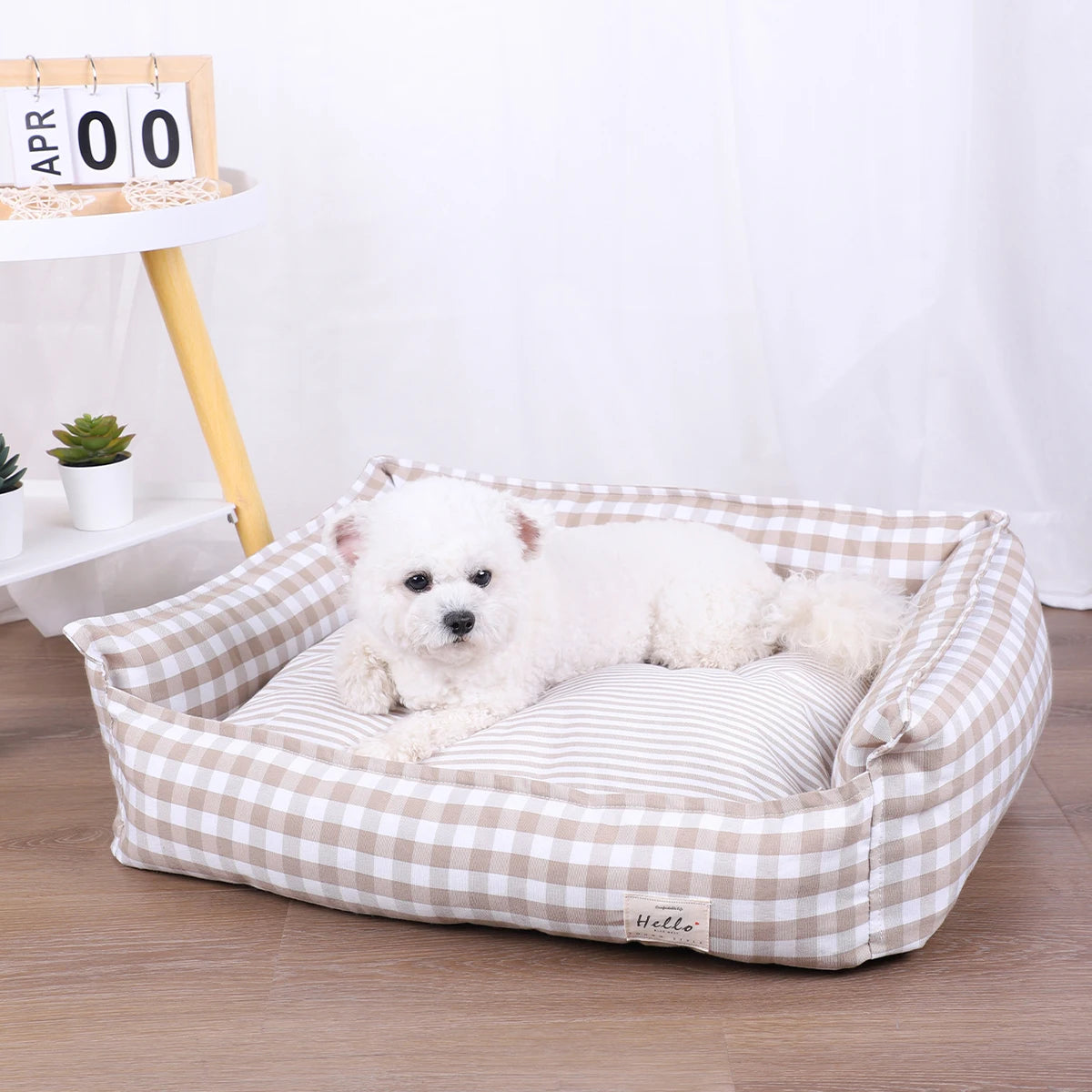 “Comfy Pet Bed – Soft, Washable & Size-Friendly”
