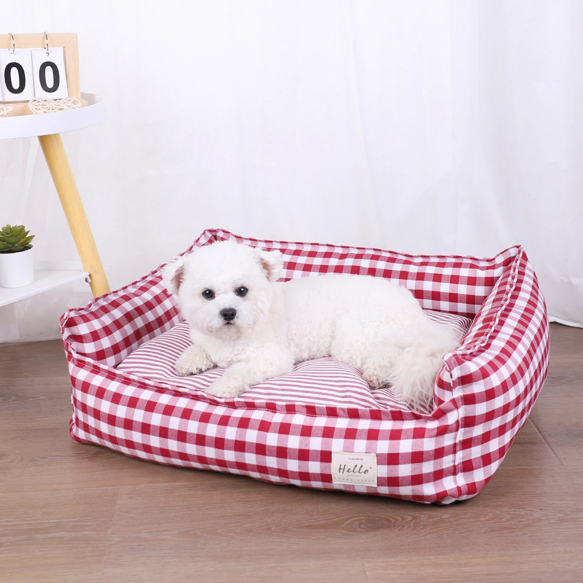 “Comfy Pet Bed – Soft, Washable & Size-Friendly”